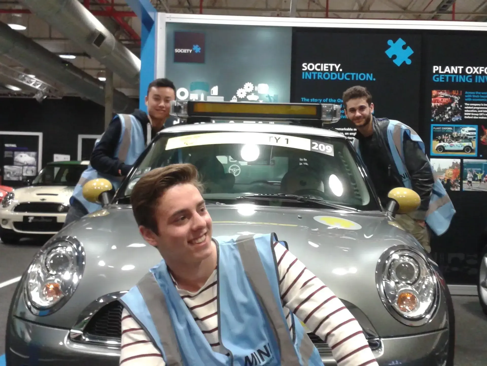 Students posing in front of Mini