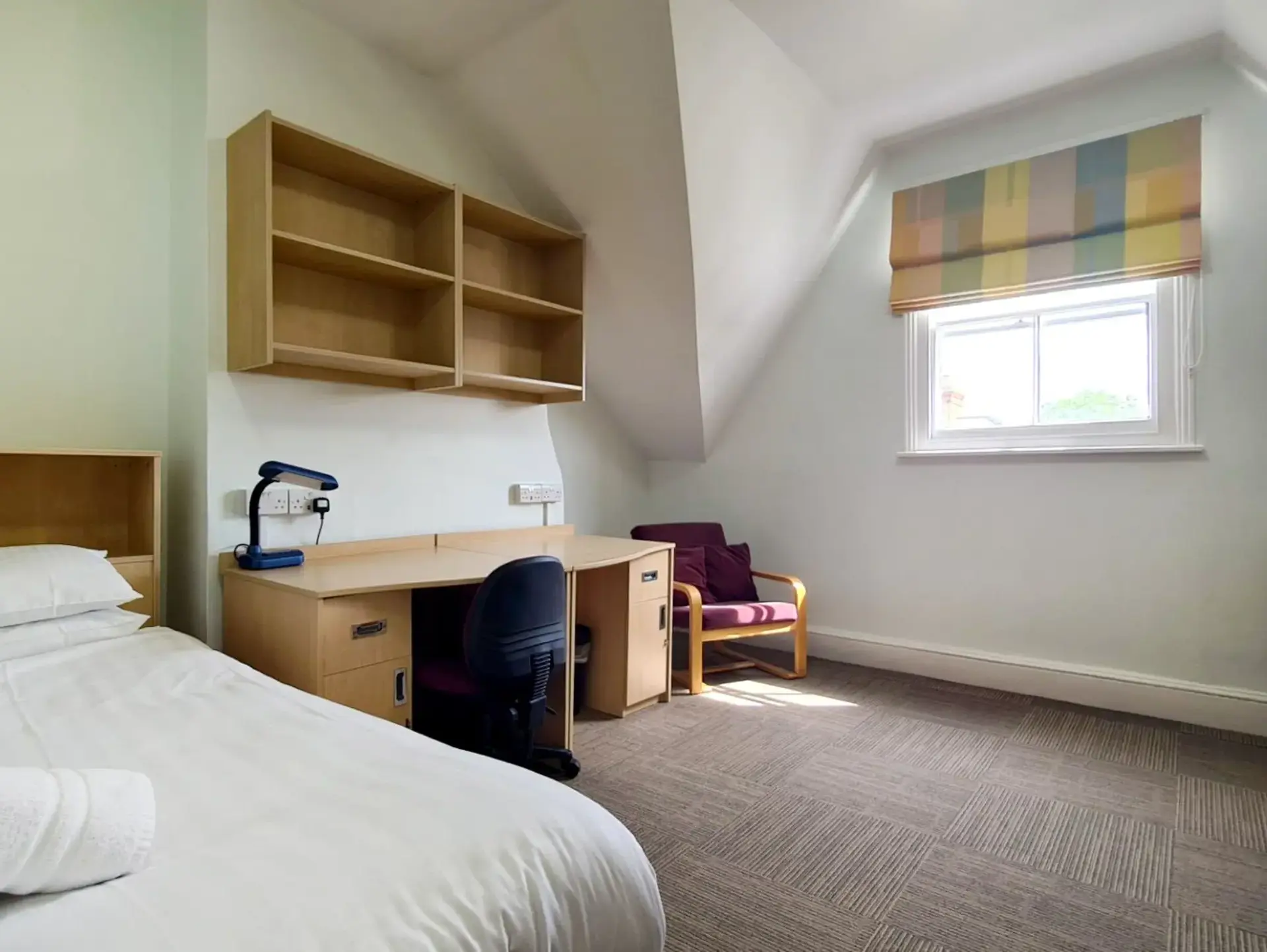 Single bedroom