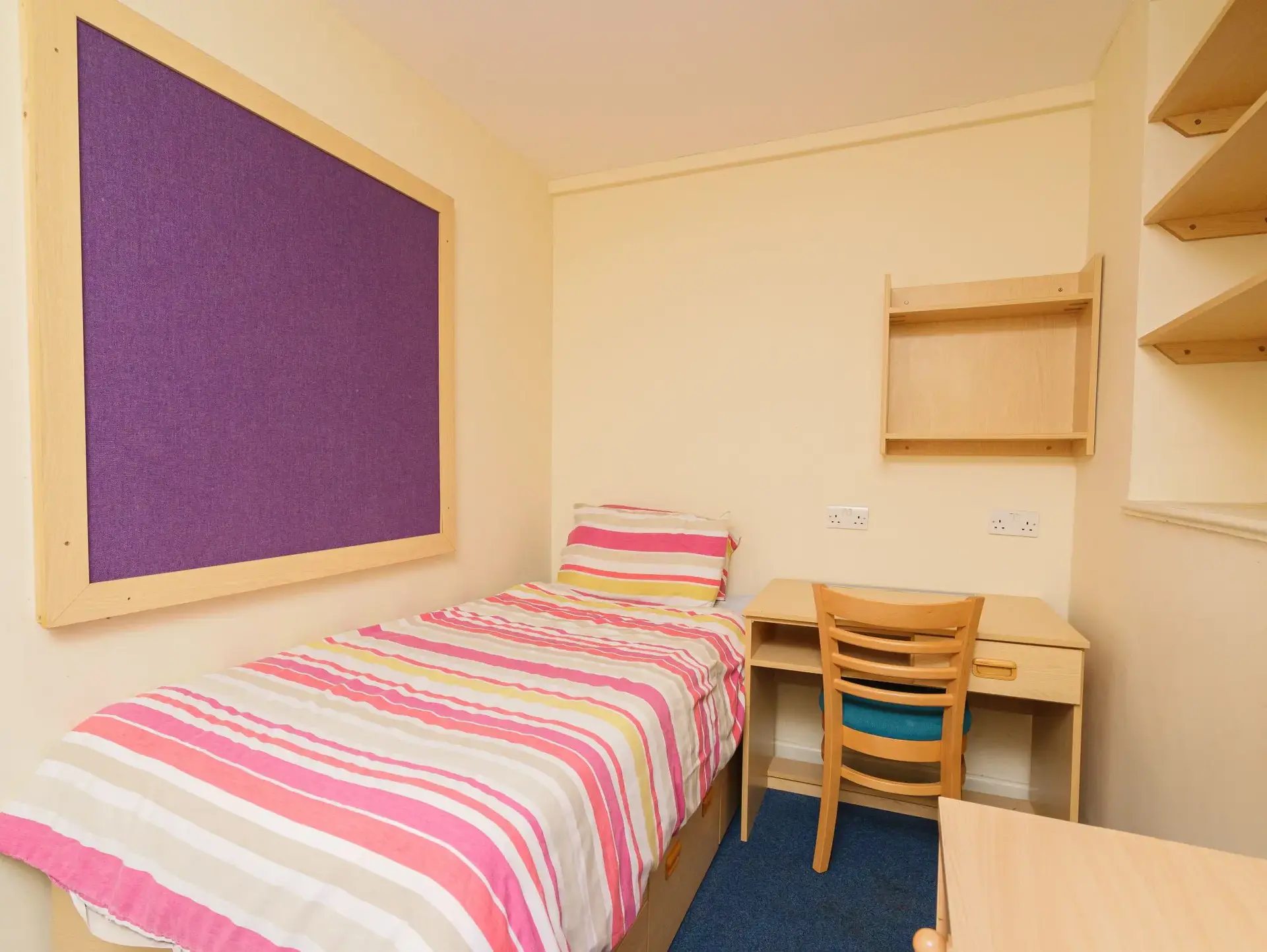 Single bedroom