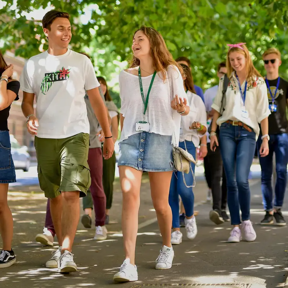 Students walking through Oxford in summer