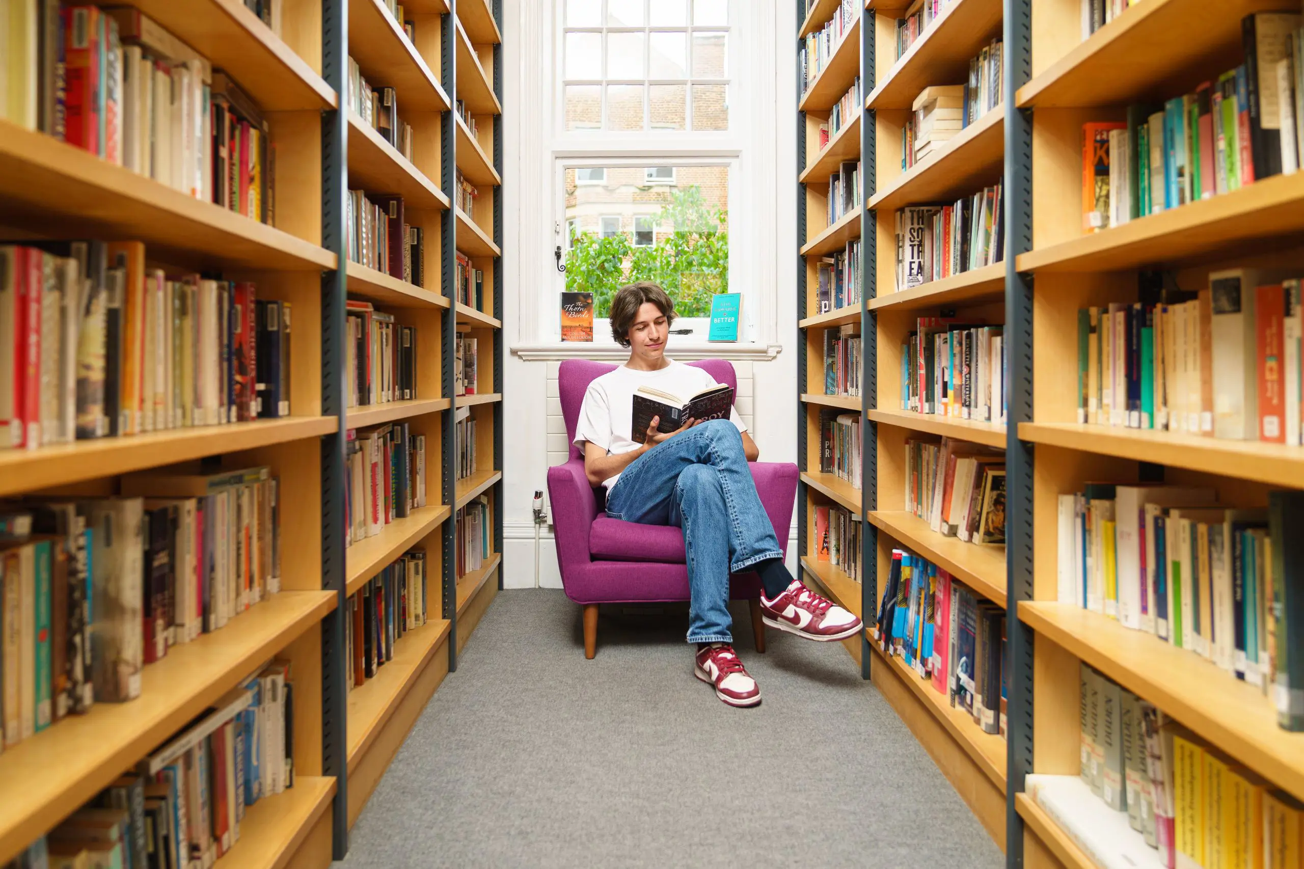 Pietro reading the Library